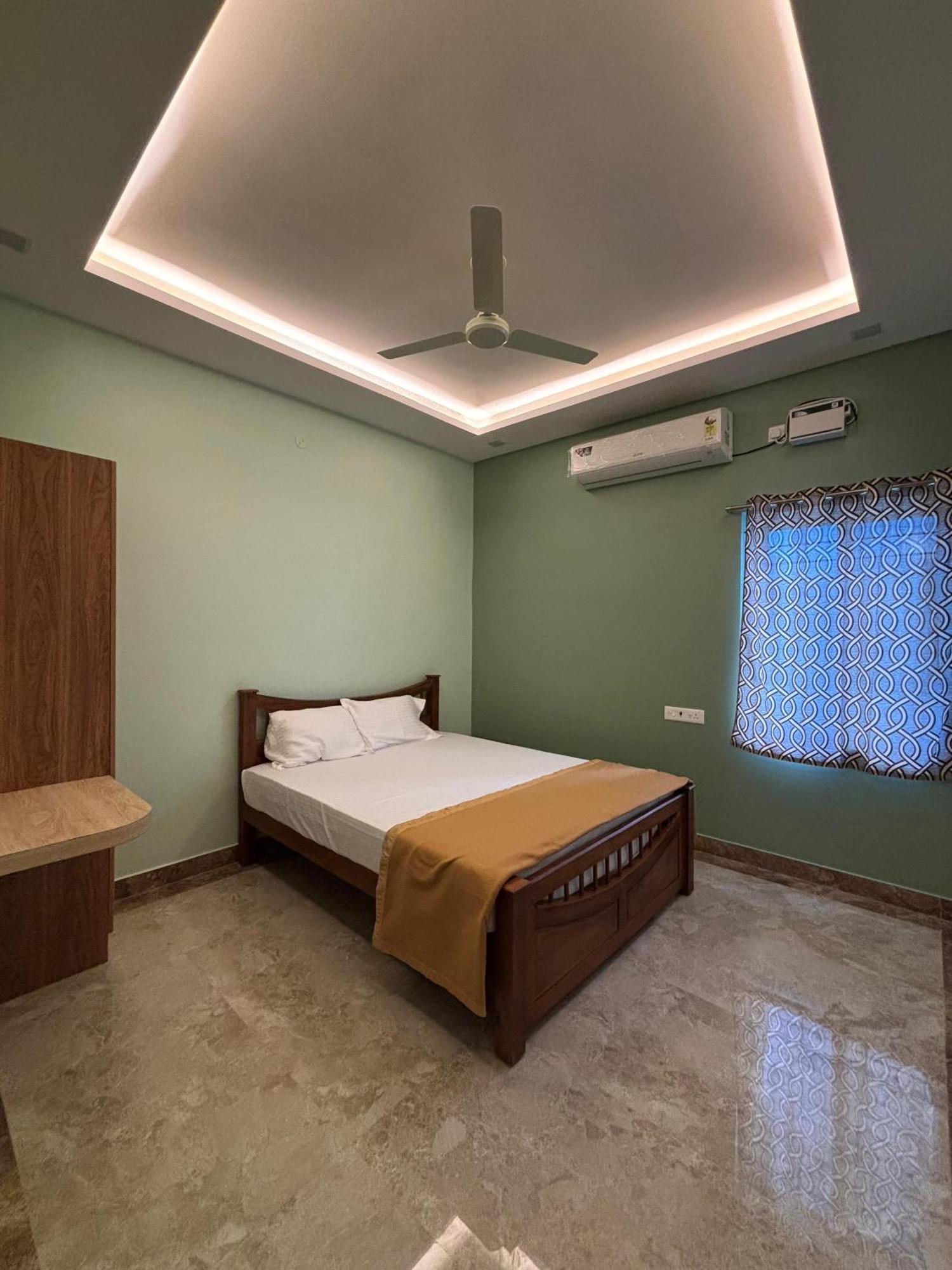 Srirangam Nandavanam Service Apartments Tiruchirappalli Exterior foto