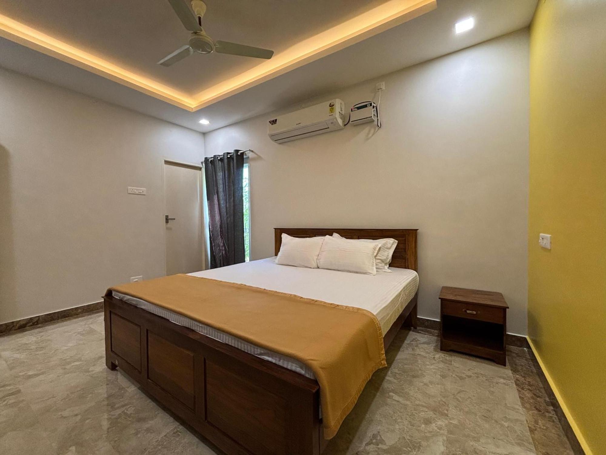 Srirangam Nandavanam Service Apartments Tiruchirappalli Exterior foto