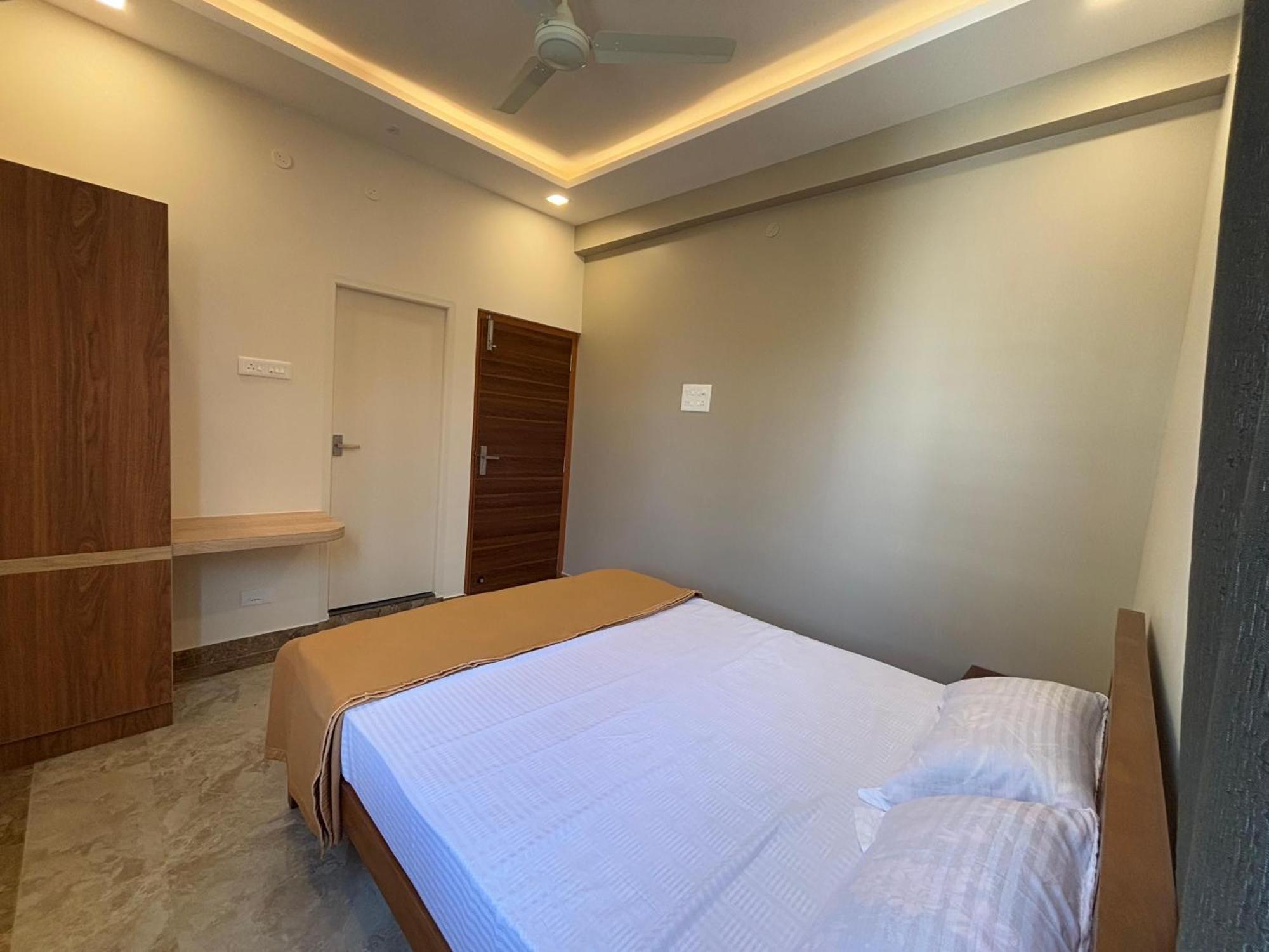 Srirangam Nandavanam Service Apartments Tiruchirappalli Exterior foto