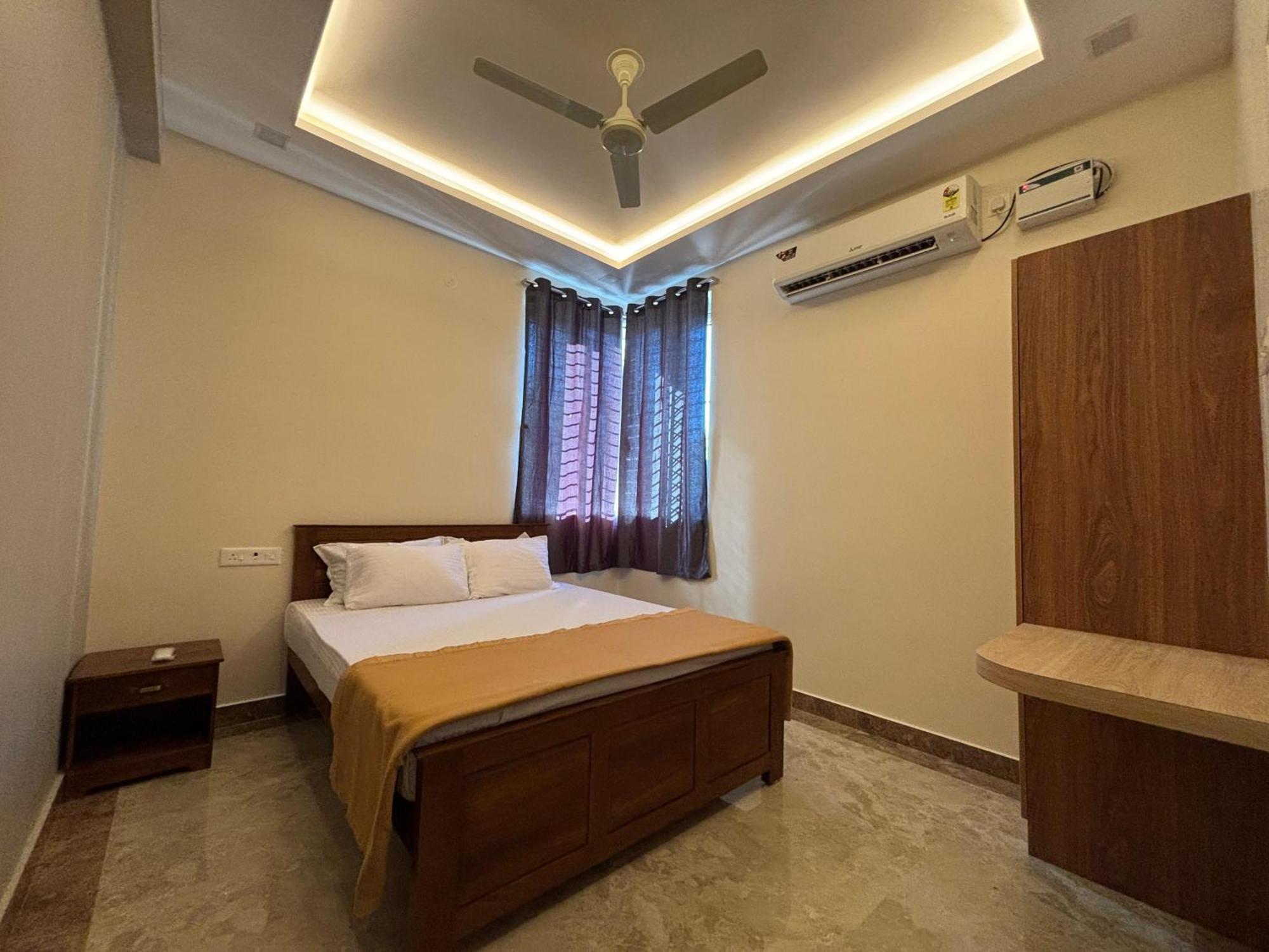 Srirangam Nandavanam Service Apartments Tiruchirappalli Habitación foto